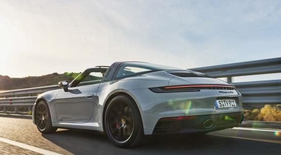 2022年保时捷911GTS以473 马力抵达