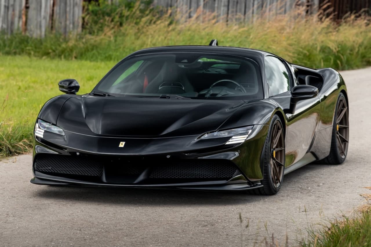 Novitec 以引人注目的车轮和更响亮的排气装置为法拉利SF90带来更多戏剧性