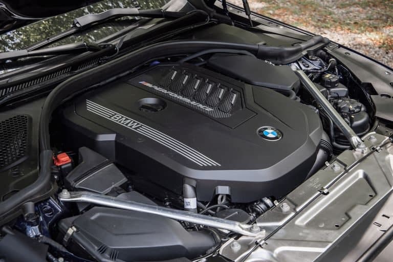 2021 BMW M440i 敞篷车拥抱软顶生活