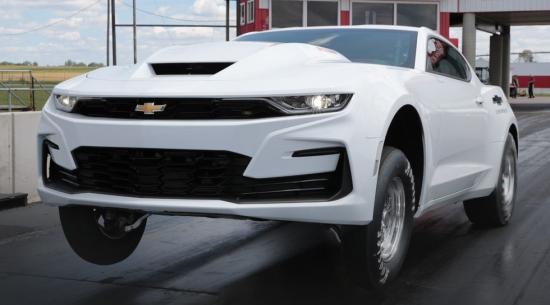 2022 雪佛兰 COPO Camaro 推出 9.4 升、572 立方英寸 V-8