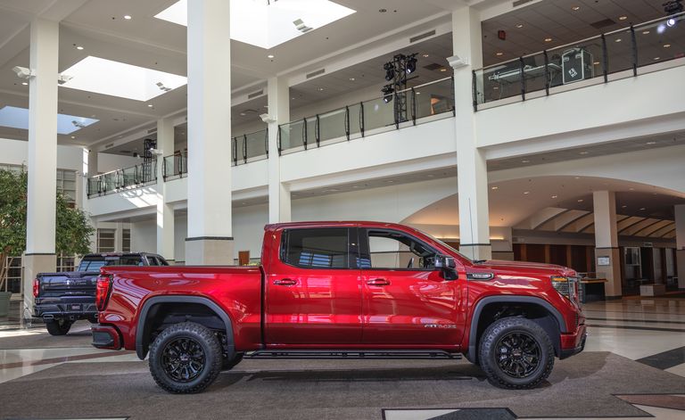 2022 年 GMC Sierra 1500 获得全新造型和真正高档的 Denali