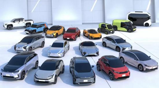 丰田展示 15 款未来电动汽车，加速电气化进程