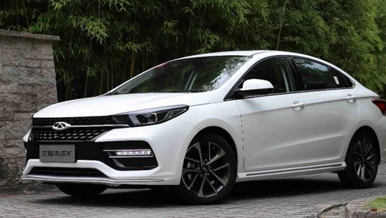 定位全尺寸行政豪华SUV 仰望U8L登陆上海车展