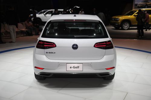大众汽车已经如期在洛杉矶车展上发布了新款e-Golf 