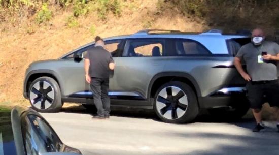 Lucid SUV可能在北加州的电影拍摄中被发现