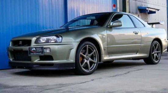 非常低的里程日产天际线GT-R V-Spec II Nur令人眼花ing乱$ 485,000